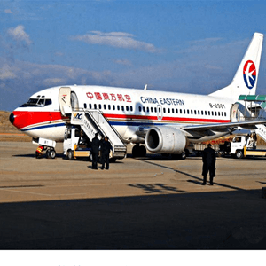 厦门空运航空快运业稳步发展的原因是什么？